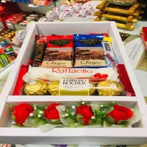 Food Library Flower Bed Chocolate Gift Box