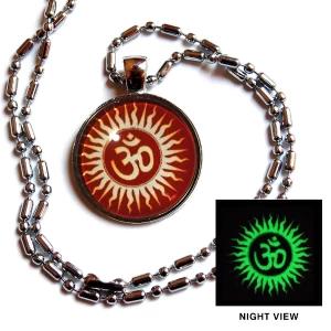 Radium Night Glow Men Women Fashion Necklace Pendent