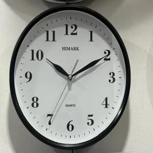 Black Simple Wall Clock