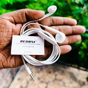 Handsfree 3.5mm With Mic & Call Cut Button