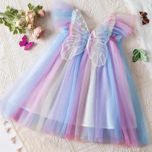 High quality baby girls clothing comfortable material.