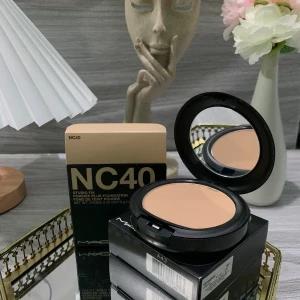 MAC - STUDIO FIX POWDER PLUS FOUNDATION - NC40