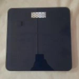 Glass digital bathroom scale