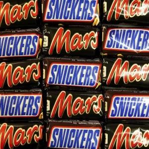15Pcs ComBo Pack Mars and Sneakers Foreign Imported Chocolat