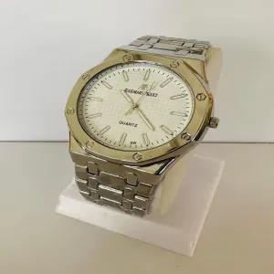 Silver Mens Casual ApWatch