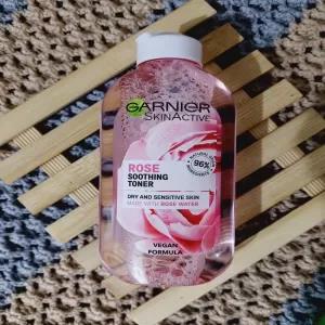 Garnier Skin Active Natural Rose Water Toner