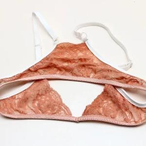 Ladies lace thong pantie full open sexy thong pantie