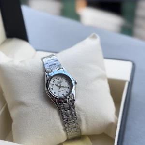 Q&Q Women's Casual Watch