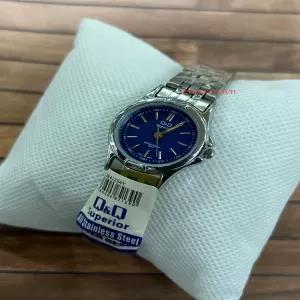 Q&Q Ladies Fashion Silver Watch