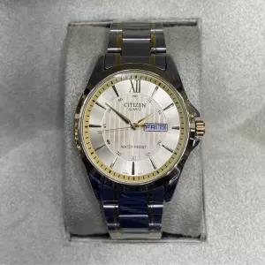 Two Tone Men Business & Casual Watch