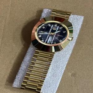 Gold New Mens Casual Gold Watch