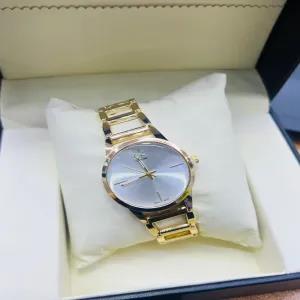 Gold New Womens Casual Simple Gold Watch