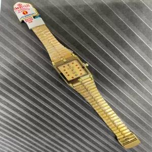 SWISTAR Men Casual Watch Gold