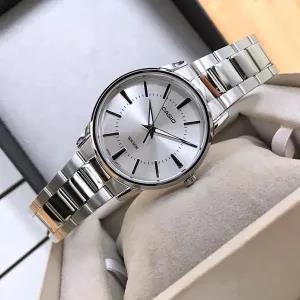 Silver LTP-1303D-7AVDF Womens Casual Wrist Watch