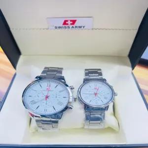 Silver Mens And Girls Cuople Silver /Gold Watch