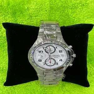 Silver SEIKO WATCH