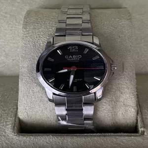 Silver Women Casual Watch