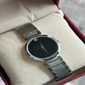 SILVER Wrist Watches Mens Boys Style Quartz Casual Movado