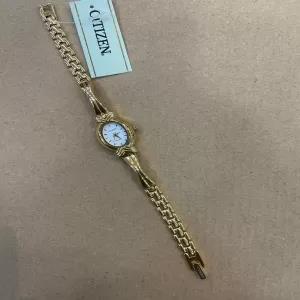 Women Wrist Watch Gold