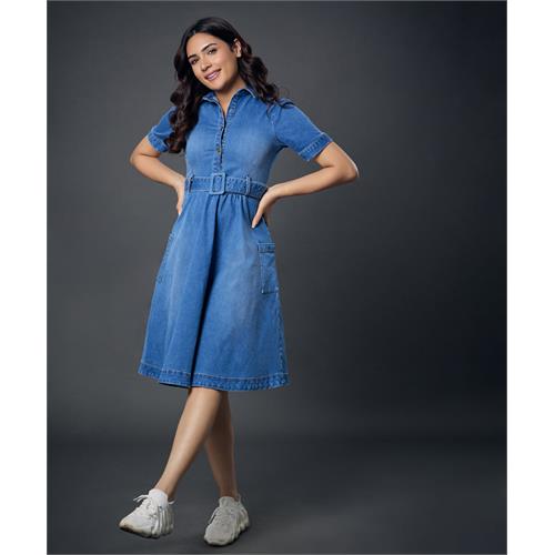 Classic Collared Denim Dress With A Belt