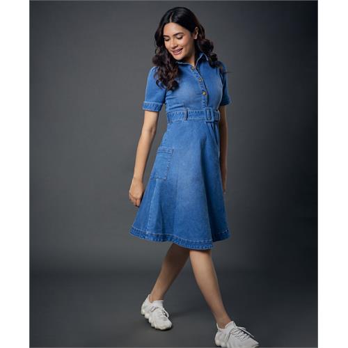 Classic Collared Denim Dress With A Belt