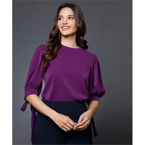 Sleeve Detailed Solid Chiffon Top